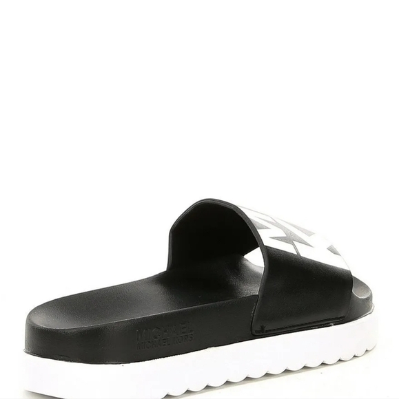 Michael kors slide - Picture 4 of 11